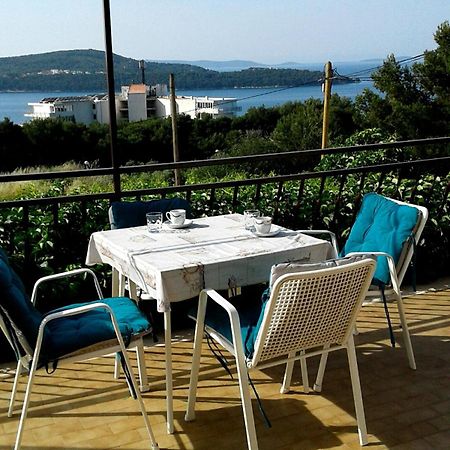 Apartmani Ruzmarin - Seget Donji, Trogir Exterior foto