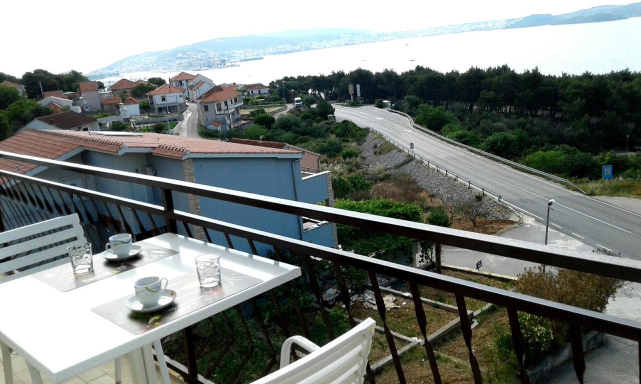 Apartmani Ruzmarin - Seget Donji, Trogir Exterior foto