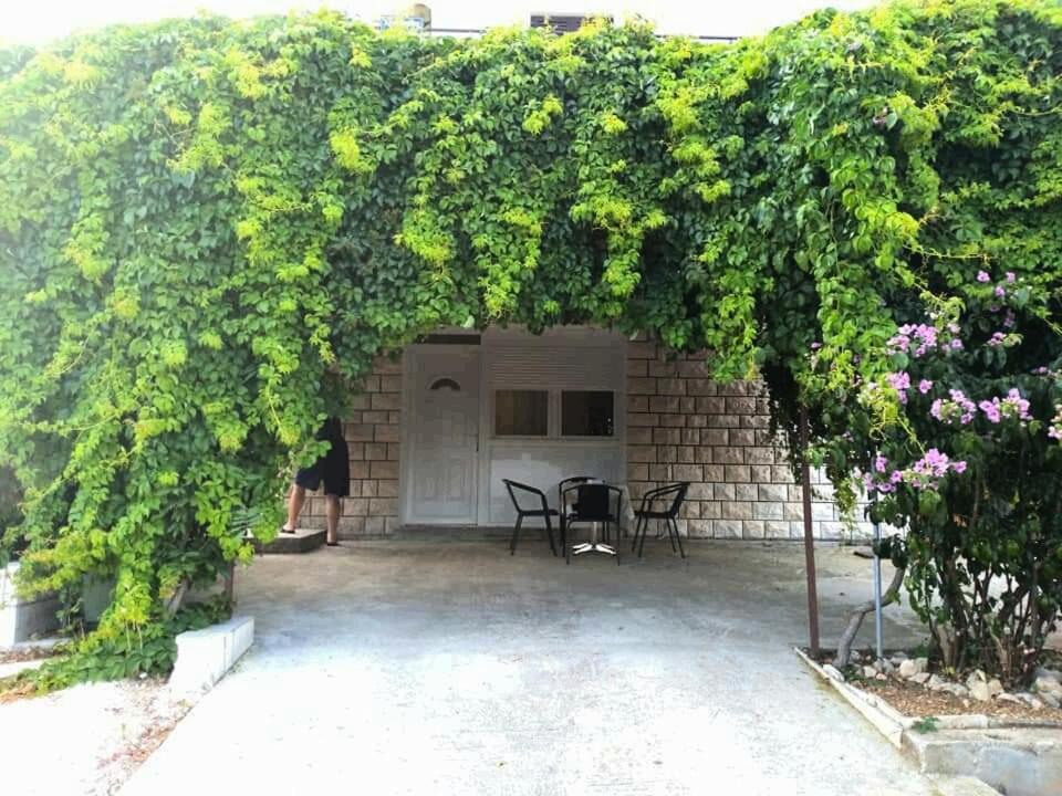 Apartmani Ruzmarin - Seget Donji, Trogir Exterior foto