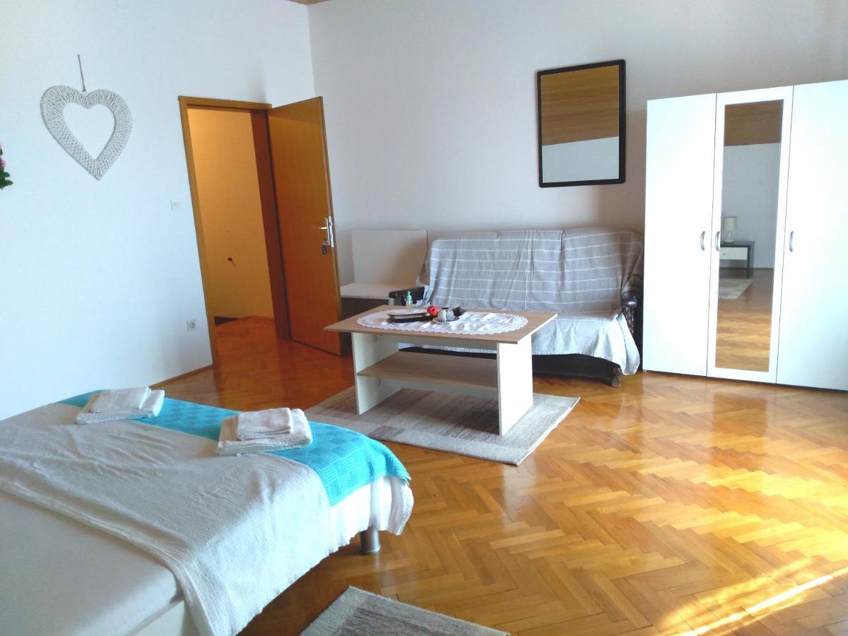 Apartmani Ruzmarin - Seget Donji, Trogir Exterior foto