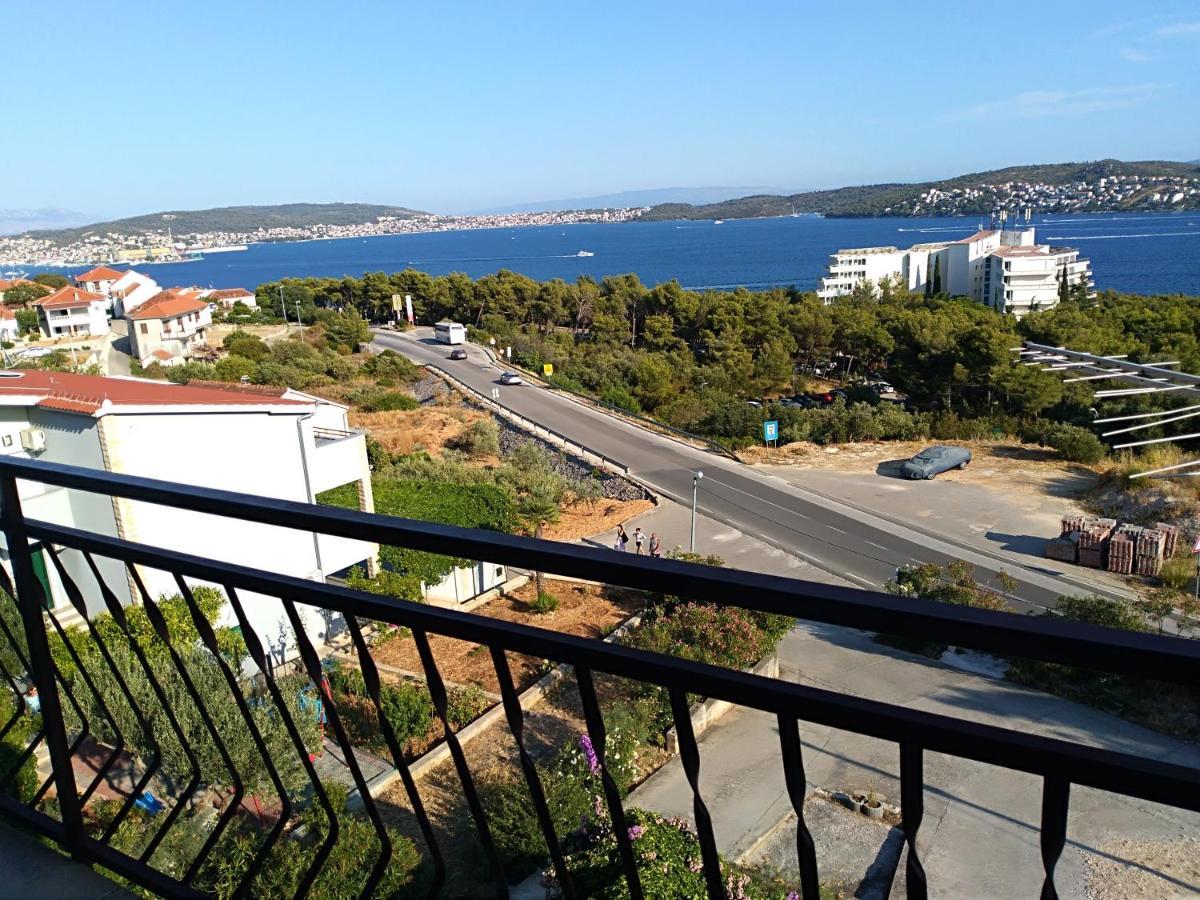 Apartmani Ruzmarin - Seget Donji, Trogir Exterior foto